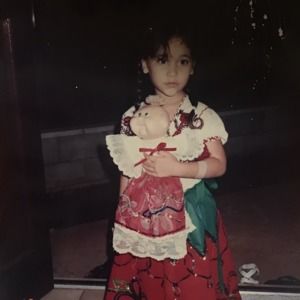 Meet your Posher, Anela